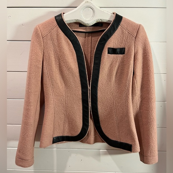 ❣️🩷 IRIS SETLAKWE Wool & Leather Blazer – Size 6 - Picture 1 of 11